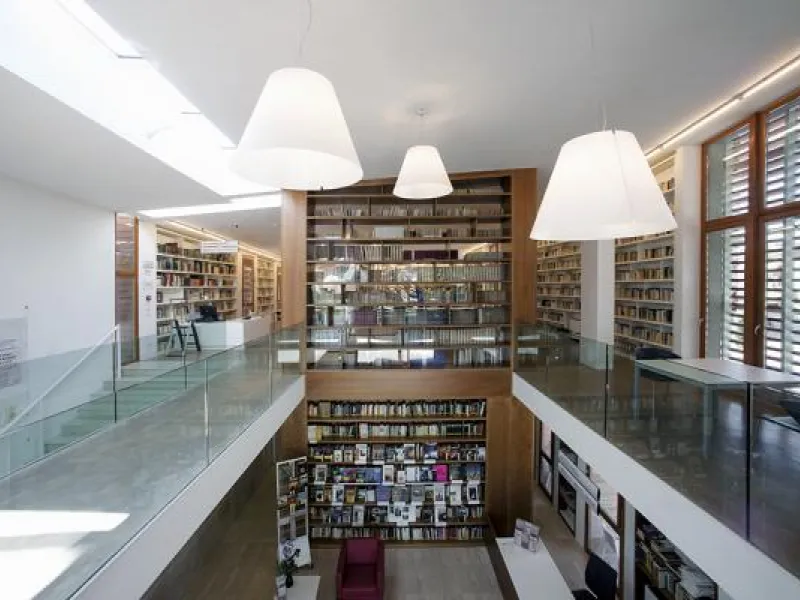 bilioteca interno 1